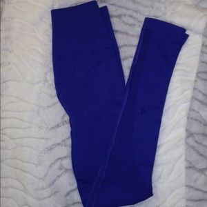 SOLD!!! Lululemon Zone In Leggings Size 2